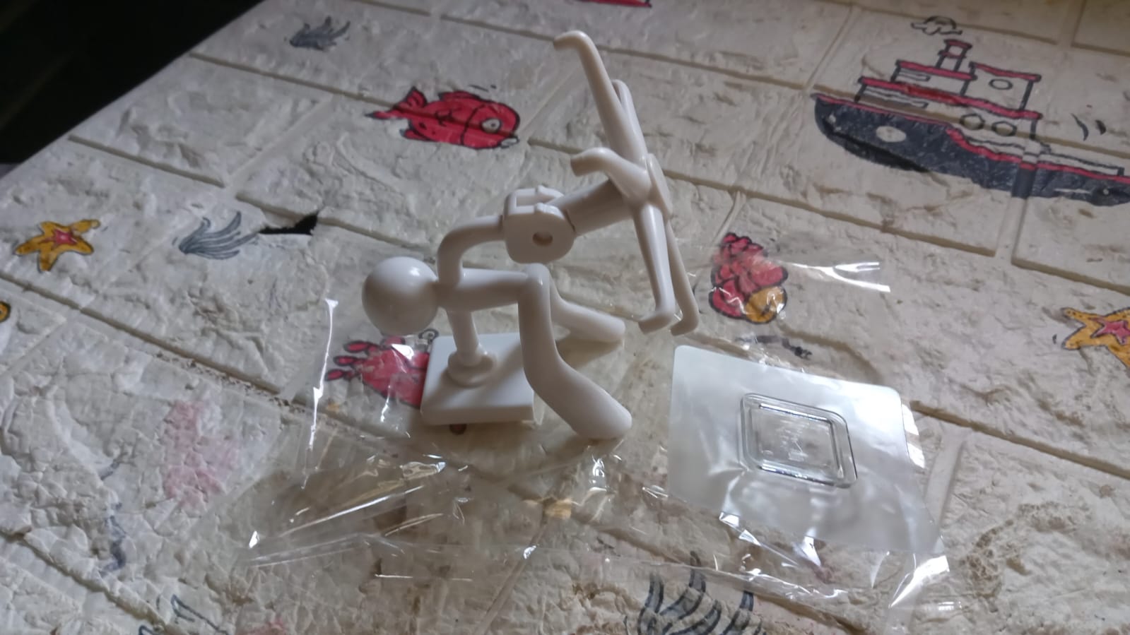 360° Rotating 6-Claw Hook – Kitchen & Bathroom Organizer (1 Pc | White) 360° Rotating 6-Claw Hook – Kitchen & Bathroom Organizer (1 Pc | White)